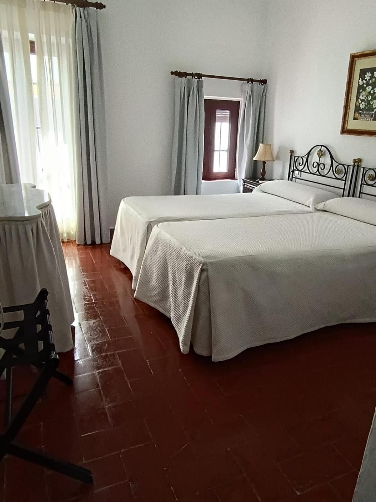 Hostal Gran Capitan 치피오나 외부 사진