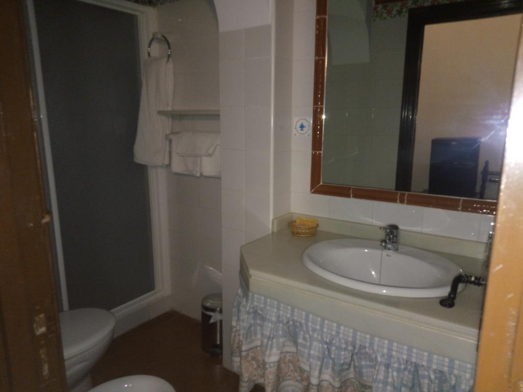 Hostal Gran Capitan 치피오나 외부 사진